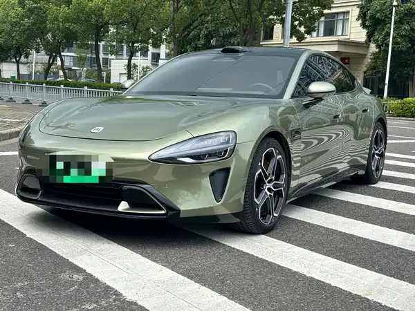Xiaomi SU7 2025