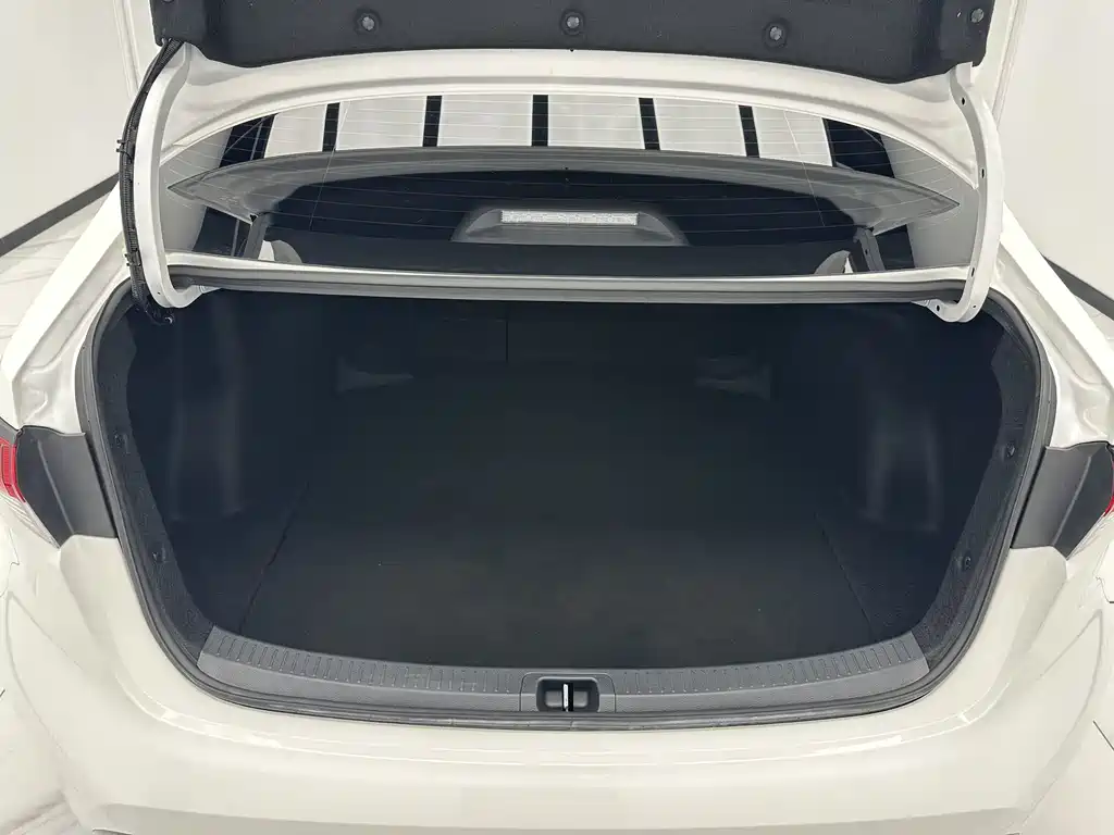 Toyota Levin 2023 — фото 17