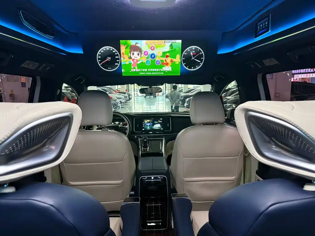 GAC Motor Trumpchi M8 2024 — фото 10