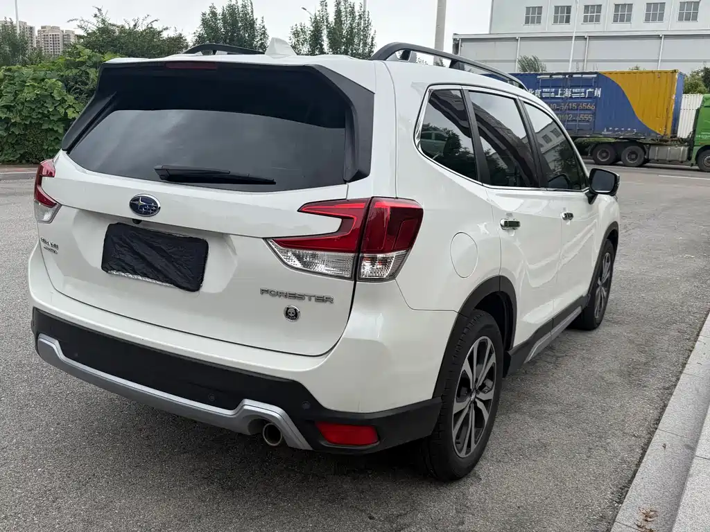 Subaru Forester 2021 — фото 18