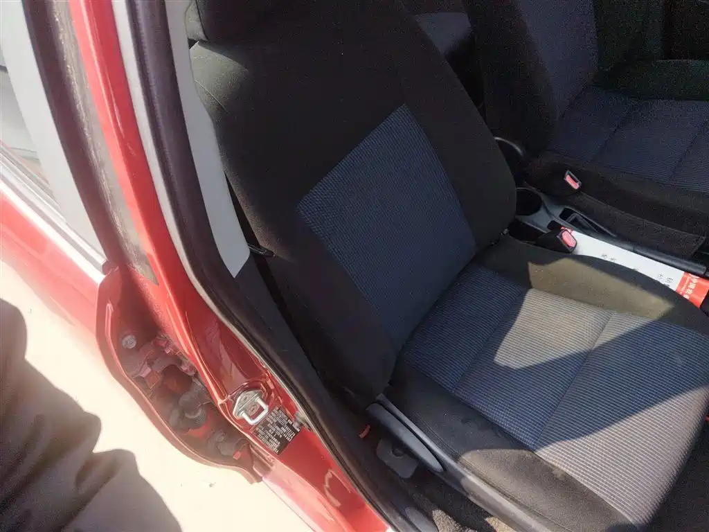 Toyota Yaris L 2016 — фото 25