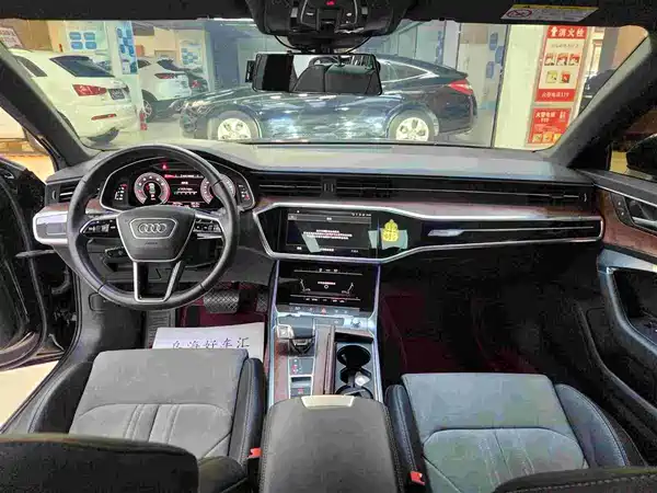 Audi A6L 2021