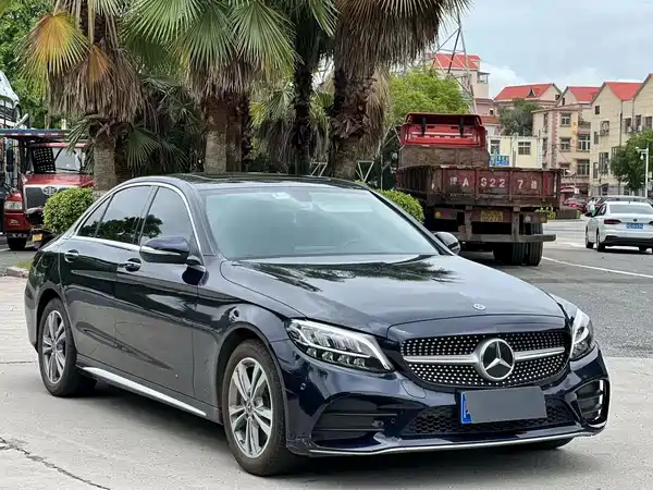 Mercedes-Benz C-Class 2020