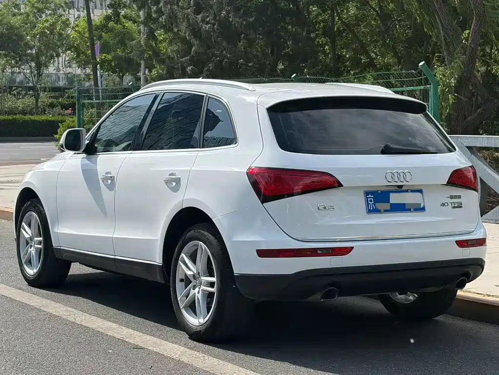 Audi Q5 2017 — фото 15