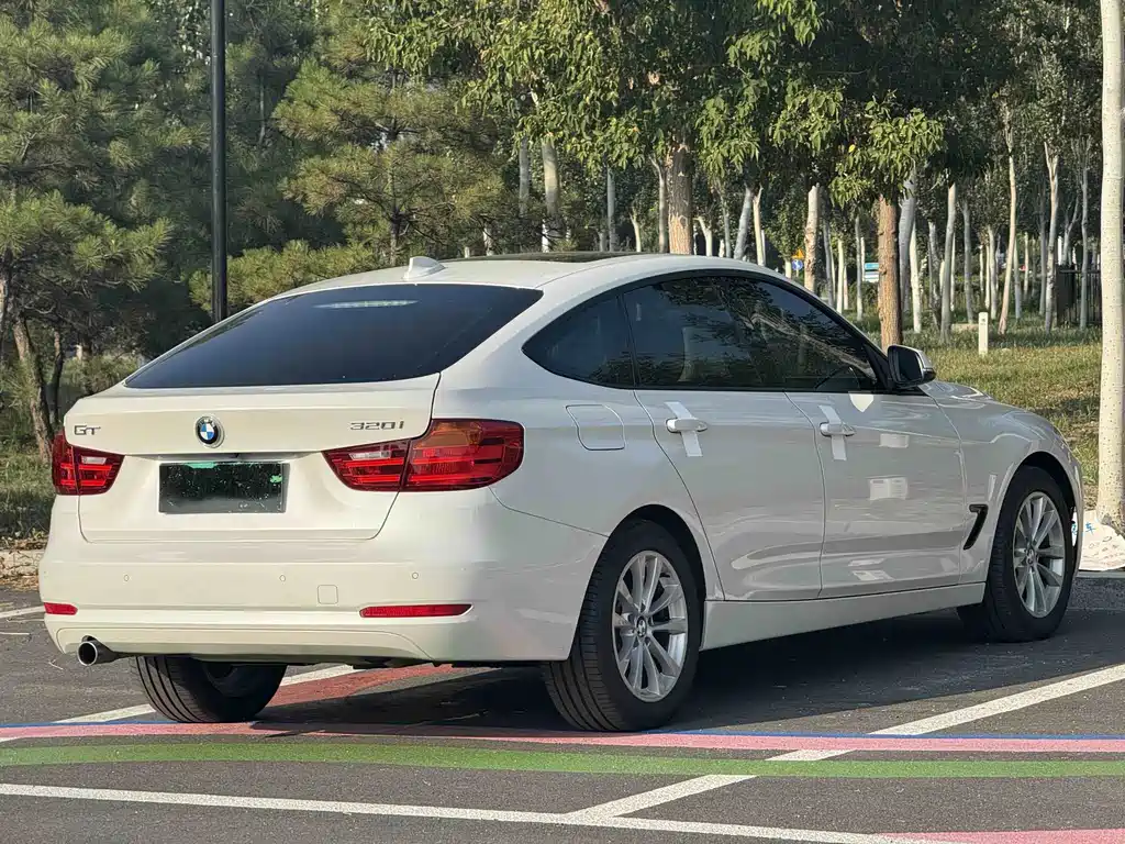BMW 3 Series GT 2016 — фото 6