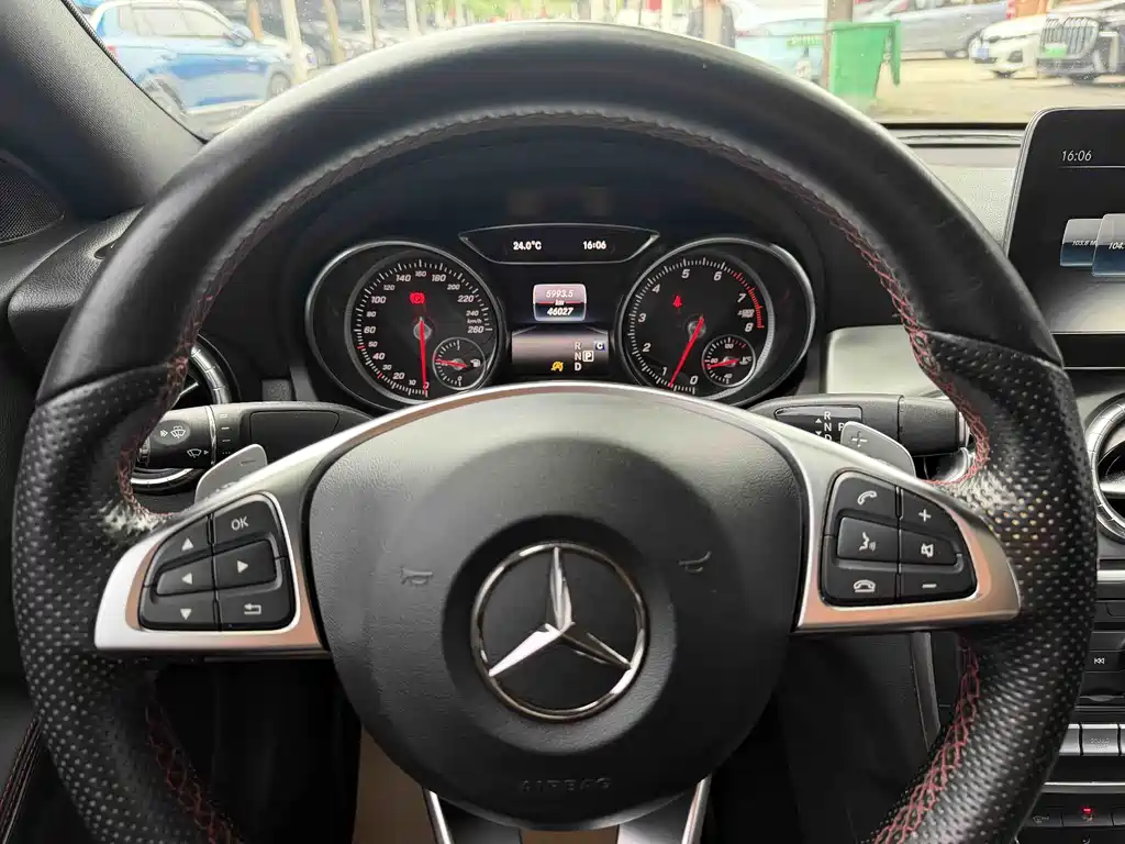 Mercedes-Benz CLA 2016 — фото 14