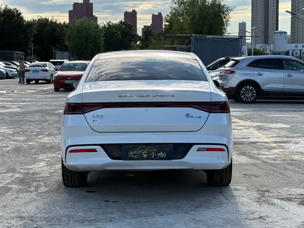 BYD Qin PLUS 2021 — фото 10