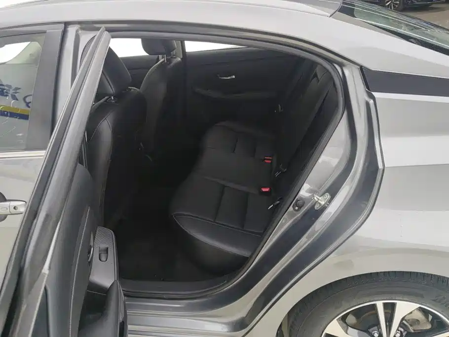 Nissan Sylphy 2020 — фото 11