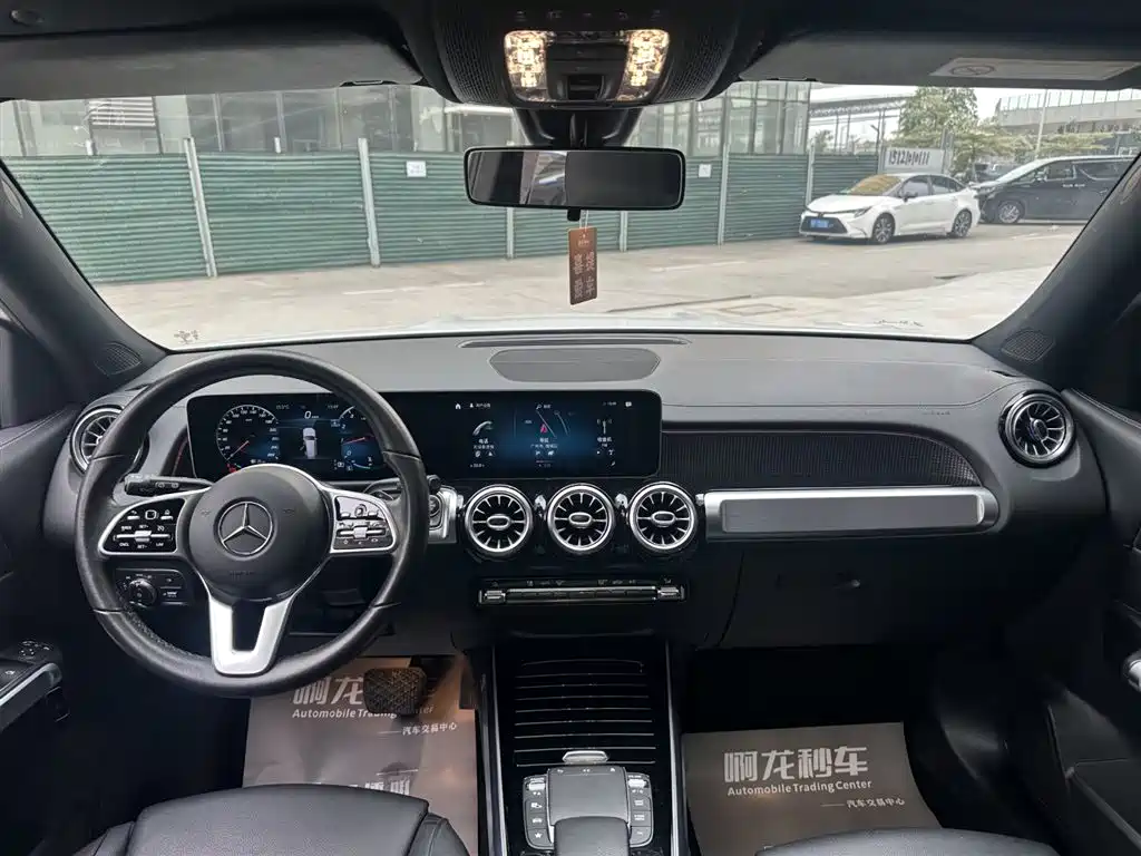 Mercedes-Benz GLB 2020 — фото 11