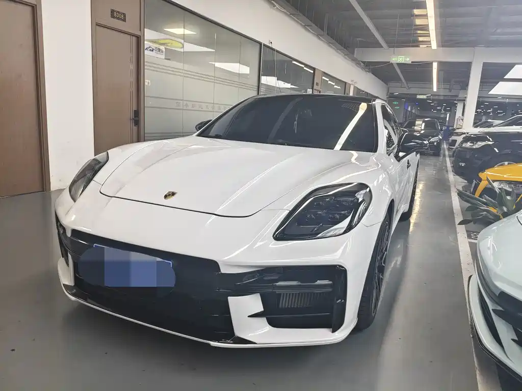 Porsche Panamera 2015 — фото 1