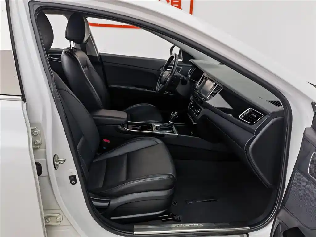 Hyundai Mistra 2014 — фото 23