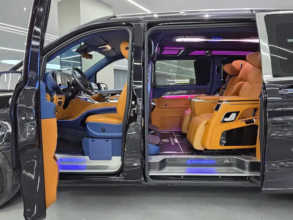 Mercedes-Benz Vito 2023 — фото 10