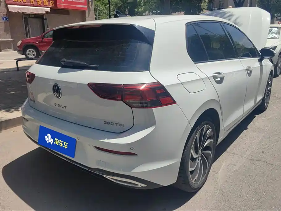 Volkswagen Golf 2022