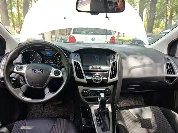 Ford Focus 2014