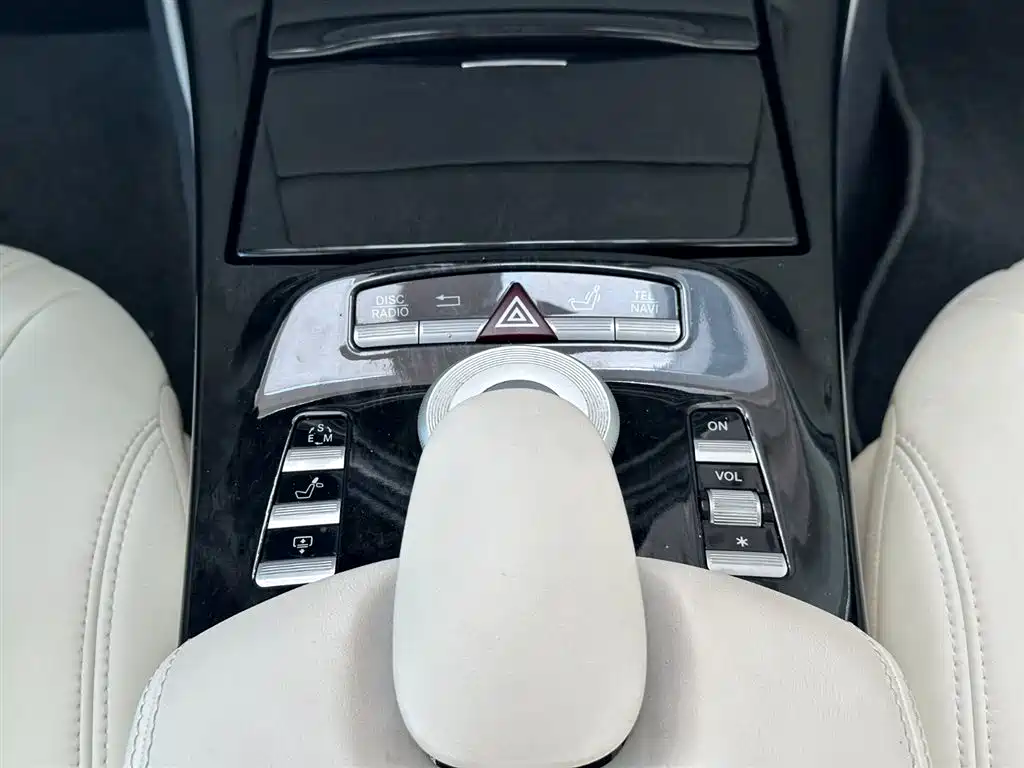 Mercedes-Benz S-Class 2011 — фото 15