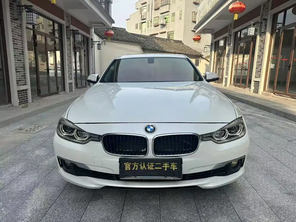 BMW 3 Series 2018 — фото 2