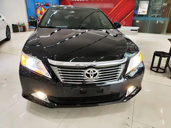 Toyota Camry 2014