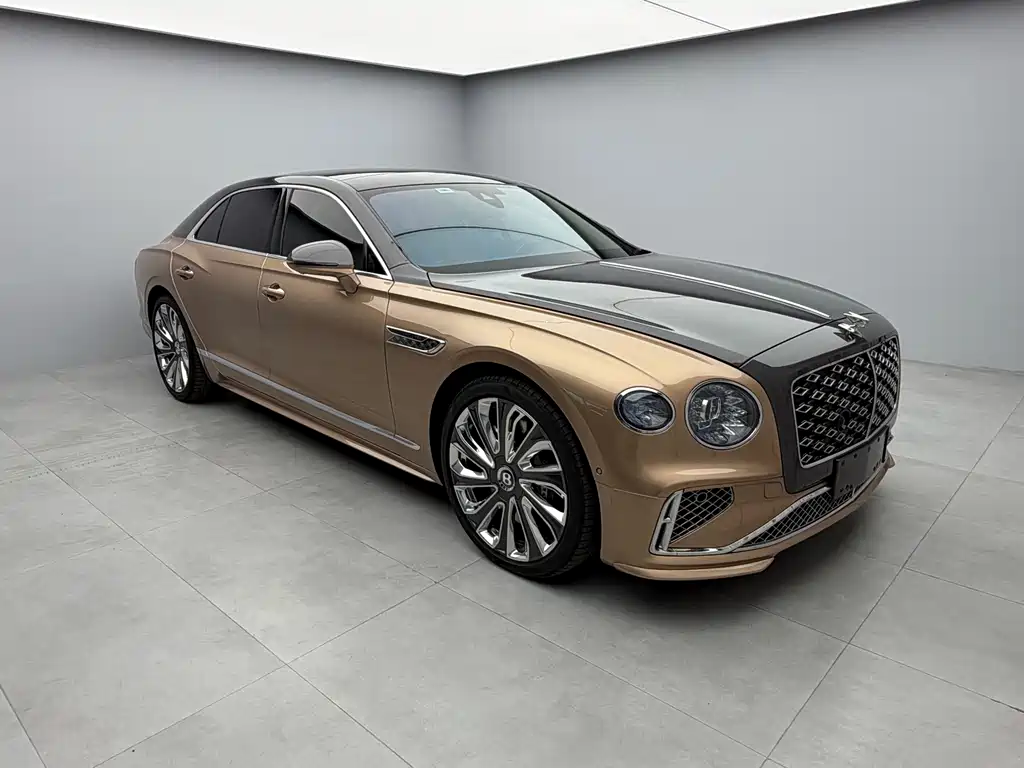 Bentley Flying Spur PHEV 2025 — фото 11