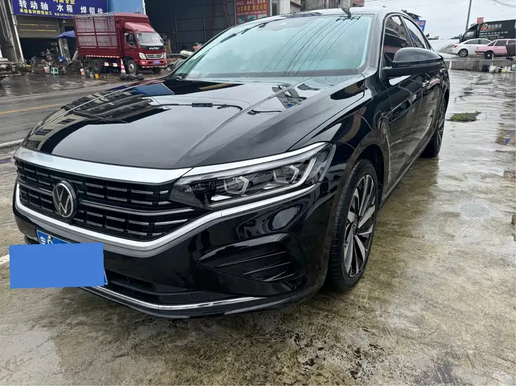 Volkswagen Passat 2023
