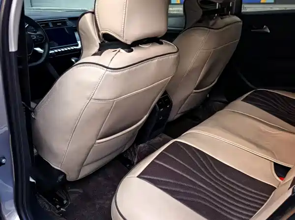 Peugeot 408 2025