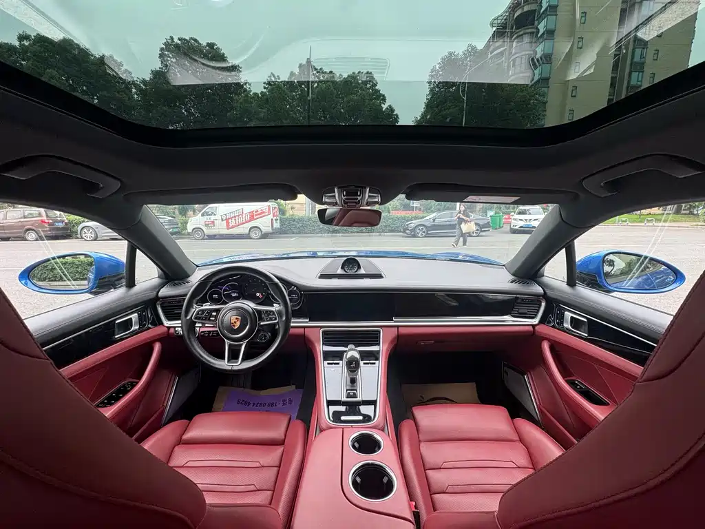 Porsche Panamera 2018 — фото 14