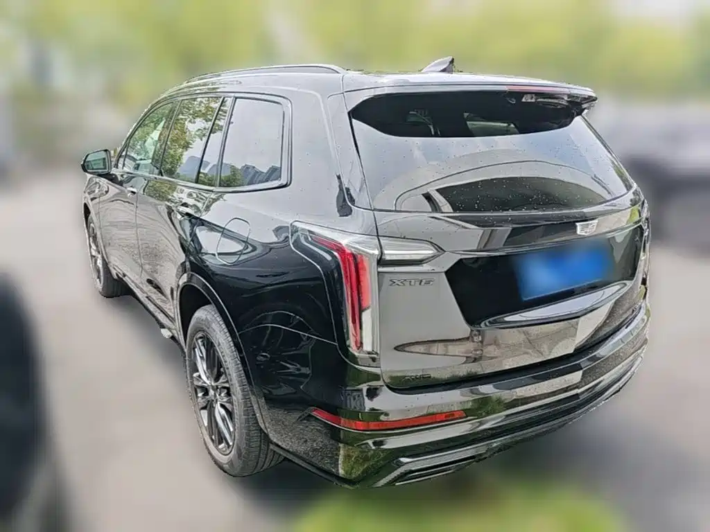 Cadillac XT6 2024 — фото 9