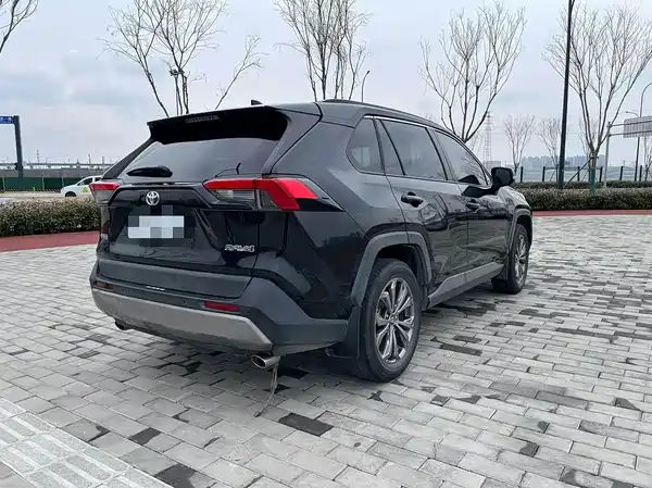 Toyota RAV4 2023