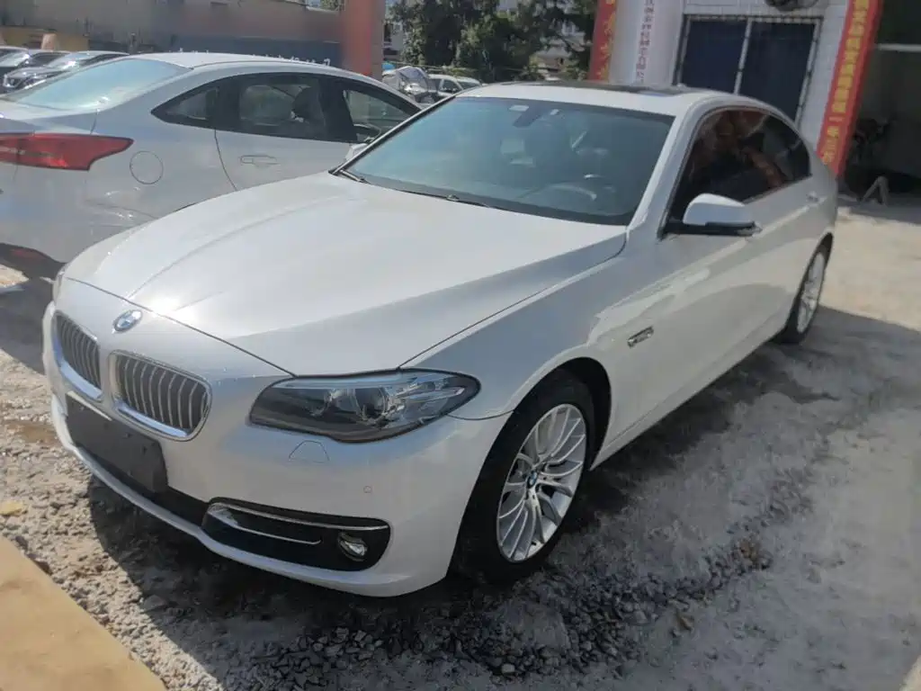 BMW 5 Series 2016