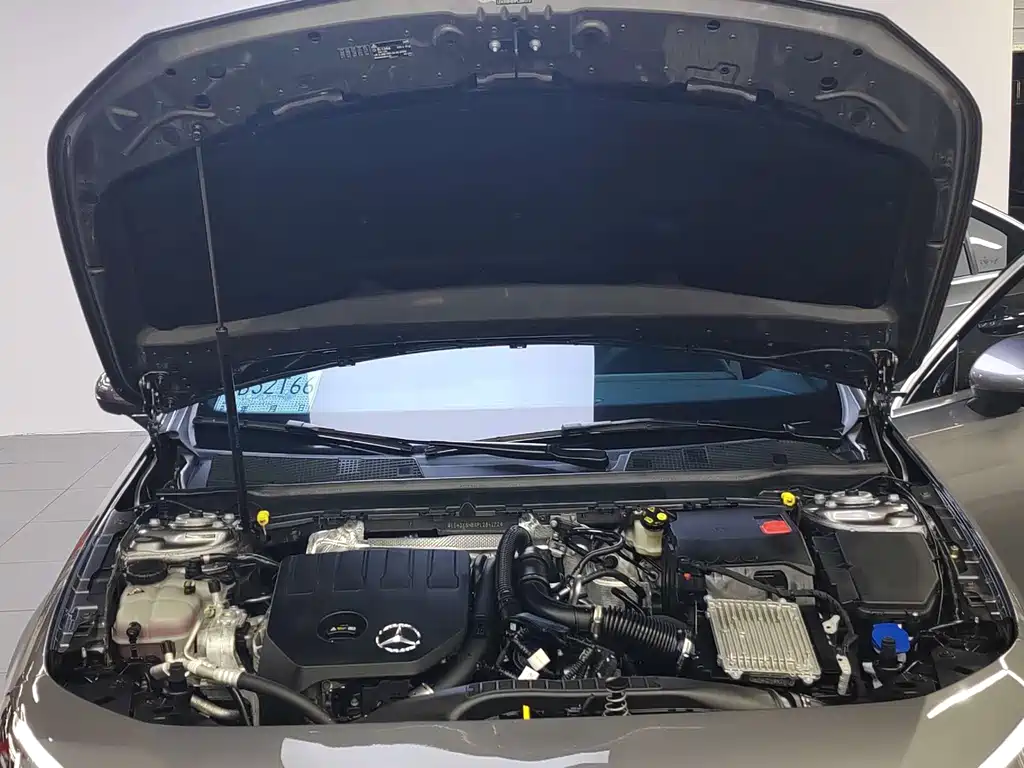 Mercedes-Benz A-Class 2023 — фото 15