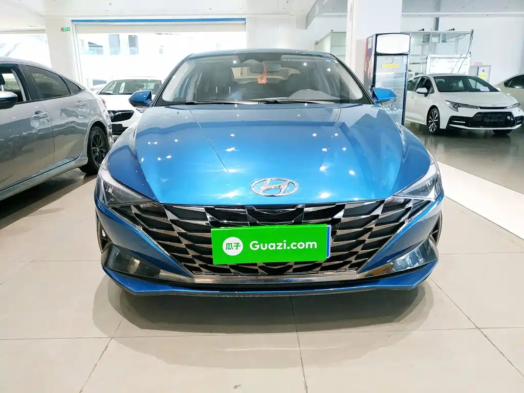Hyundai Elantra 2021