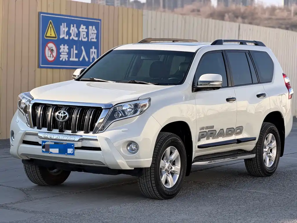Toyota Prado 2016 — фото 1