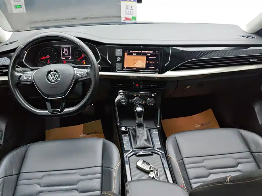 Volkswagen Passat 2019 — фото 12