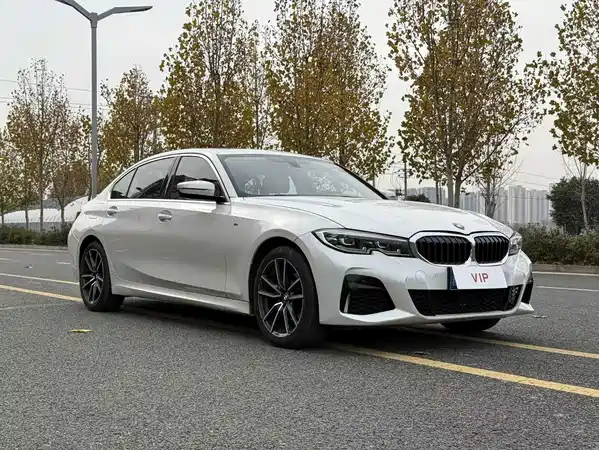 BMW 3 Series 2021