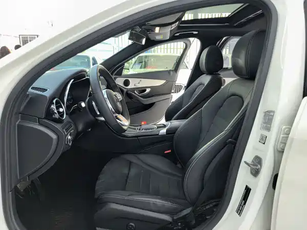 Mercedes-Benz C-Class 2020