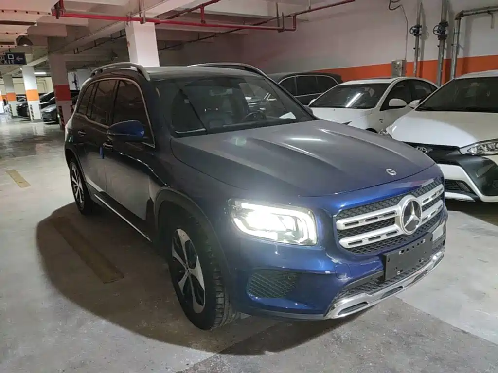 Mercedes-Benz GLB 2021