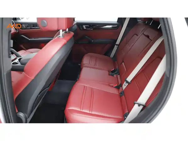 Porsche Cayenne 2023