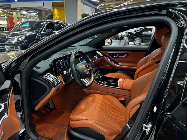 Mercedes-Benz S-Class 2021