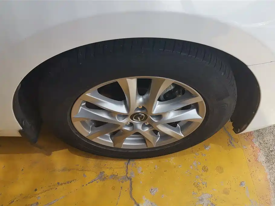 Mazda 3 Axela 2019