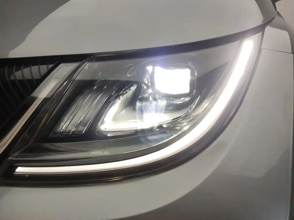 BYD Dolphin 2023 — фото 15