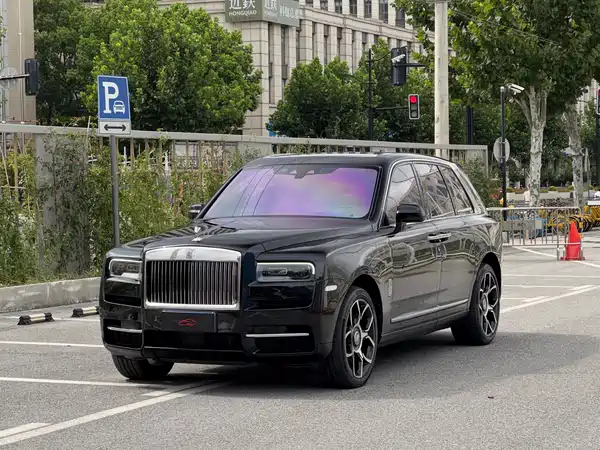 Rolls-Royce Cullinan 2022