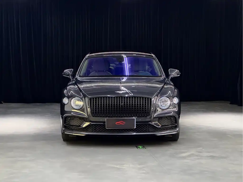 Bentley Flying Spur 2022 — фото 2