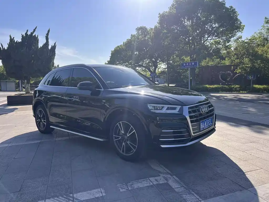 Audi Q5L 2020 — фото 3