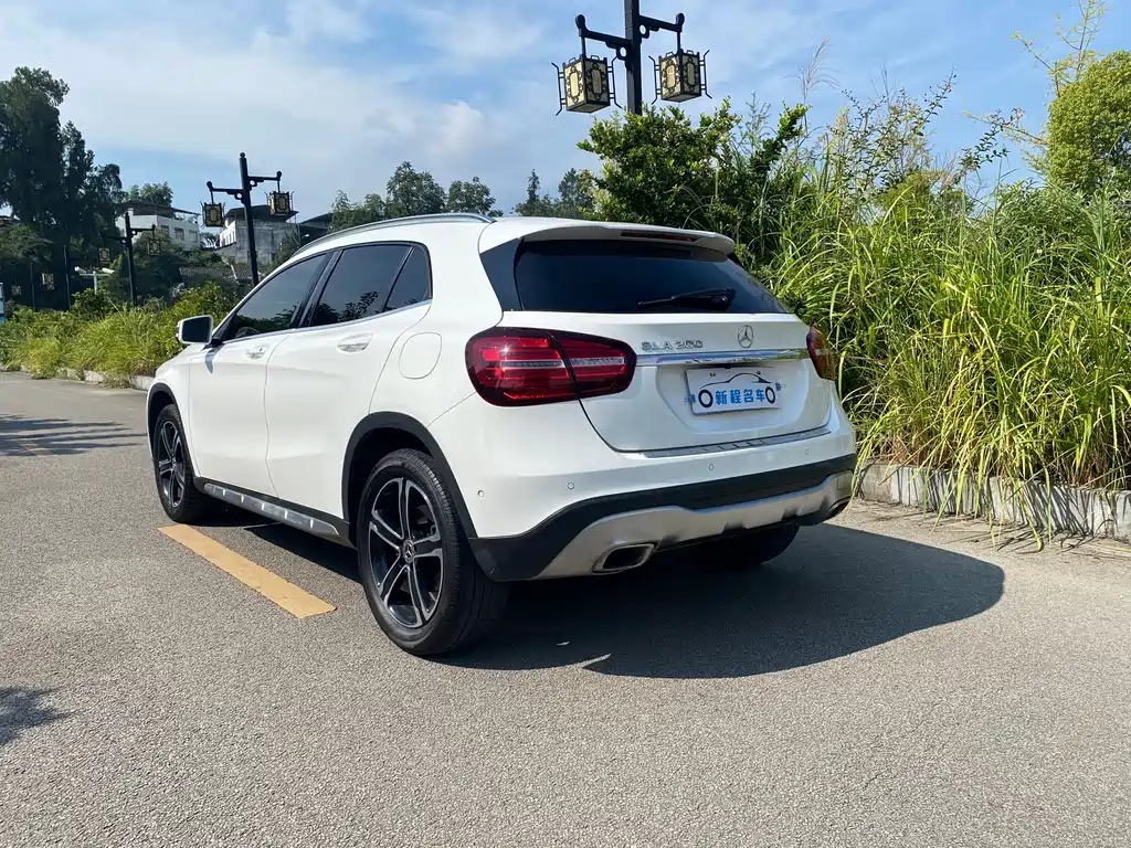 Mercedes-Benz GLA 2018 — фото 6