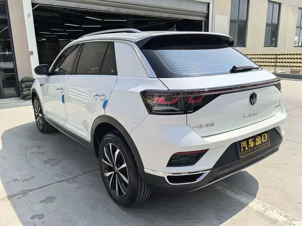 Volkswagen T-Roc 2023