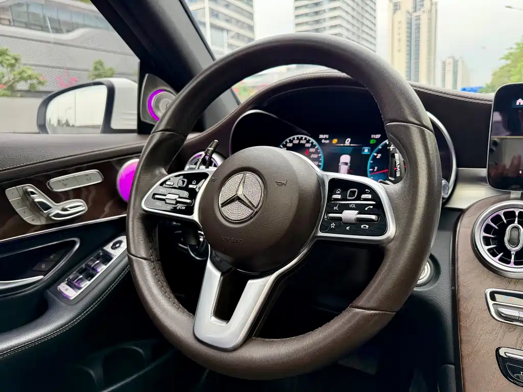 Mercedes-Benz GLC 2020 — фото 29