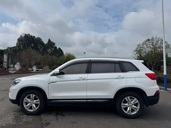 Changan CS75 2014