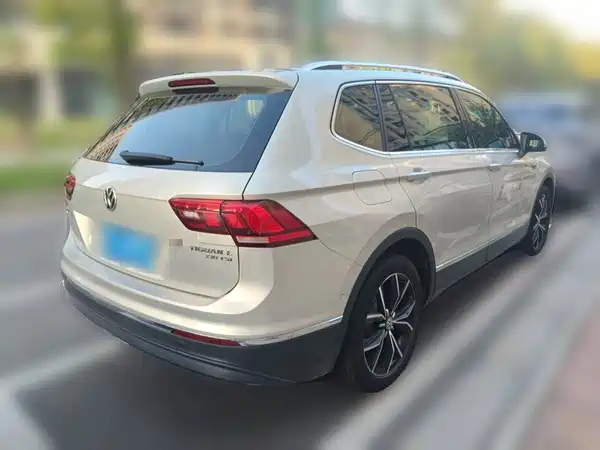 Volkswagen Tiguan L 2019