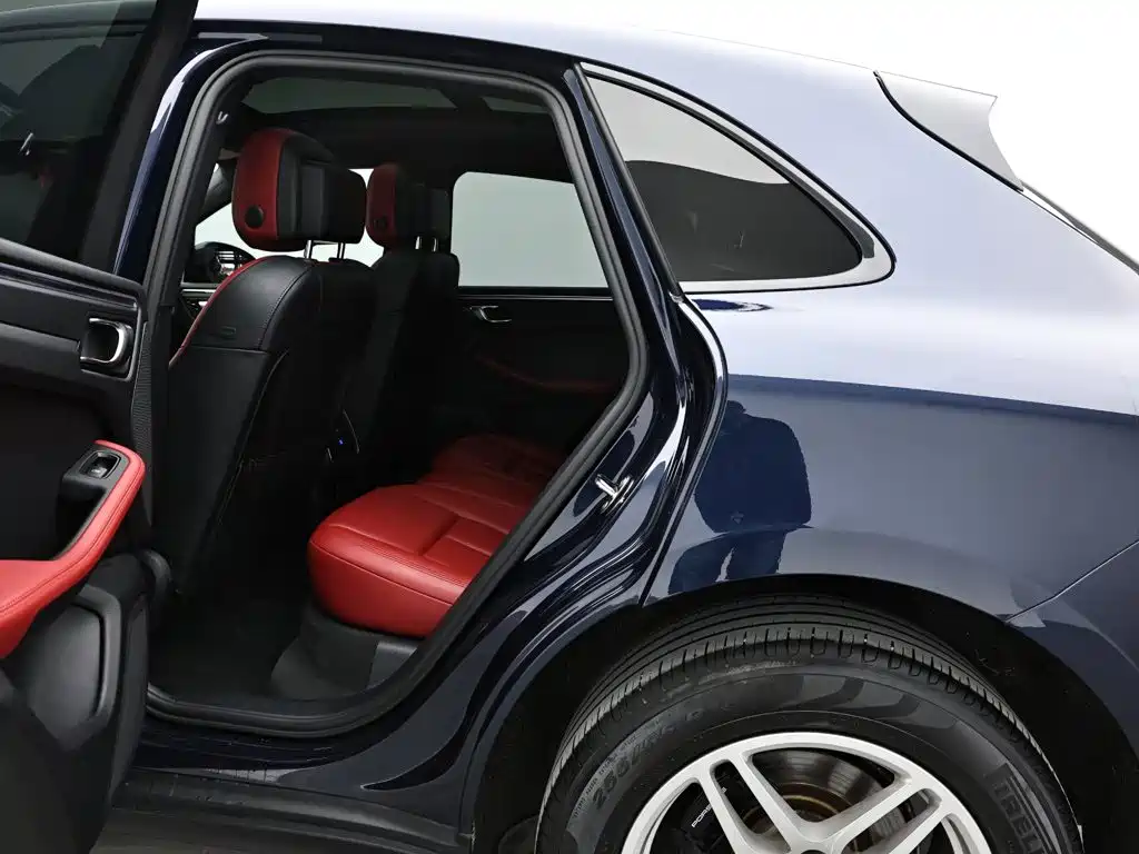 Porsche Macan 2020 — фото 12