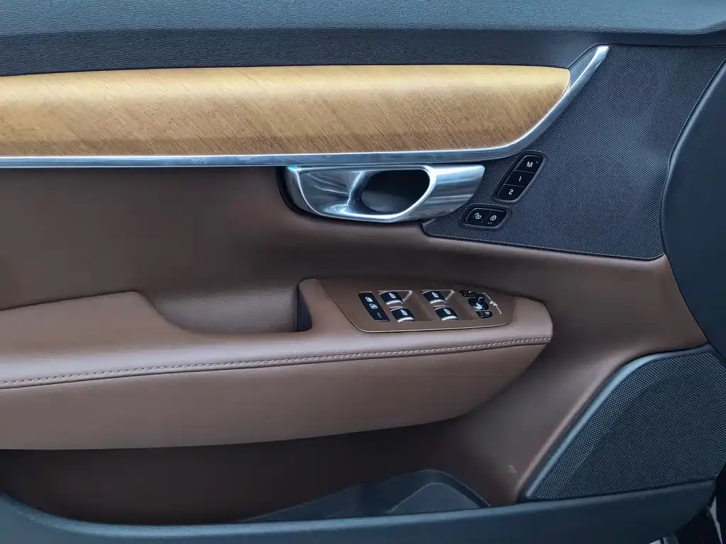 Volvo S90 2022 — фото 20