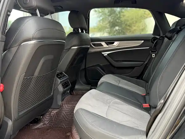 Audi A6L 2024